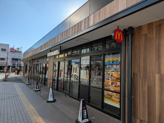 マクドナルドエキア谷塚店まで200ｍ
