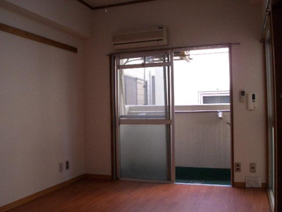 【洋室】 | 西谷ハイツ