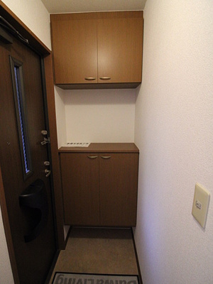 【玄関】 | ガーデンビレッジA棟