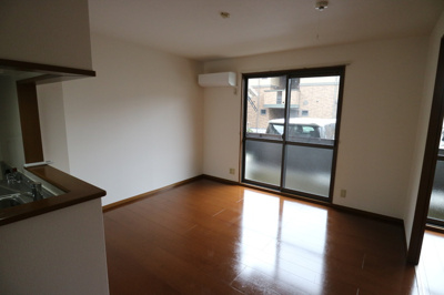 【居間・リビング】 | ガーデンビレッジA棟