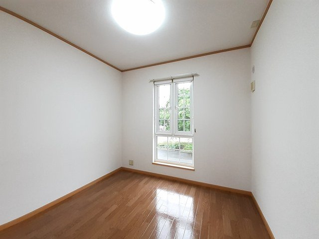 ボン　マルシェ　ドゥの内装|きれいな内装です