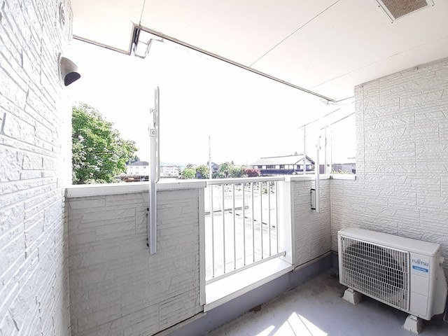 ボン　マルシェ　ドゥのバルコニー|落ち着いた時間を過ごせるバルコニーです