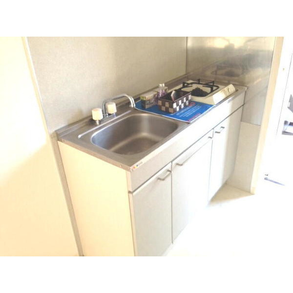 コロニーK Bのキッチン