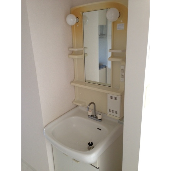 コロニーK Bの洗面所