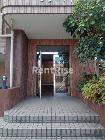 プリーマ千代鶴のエントランス