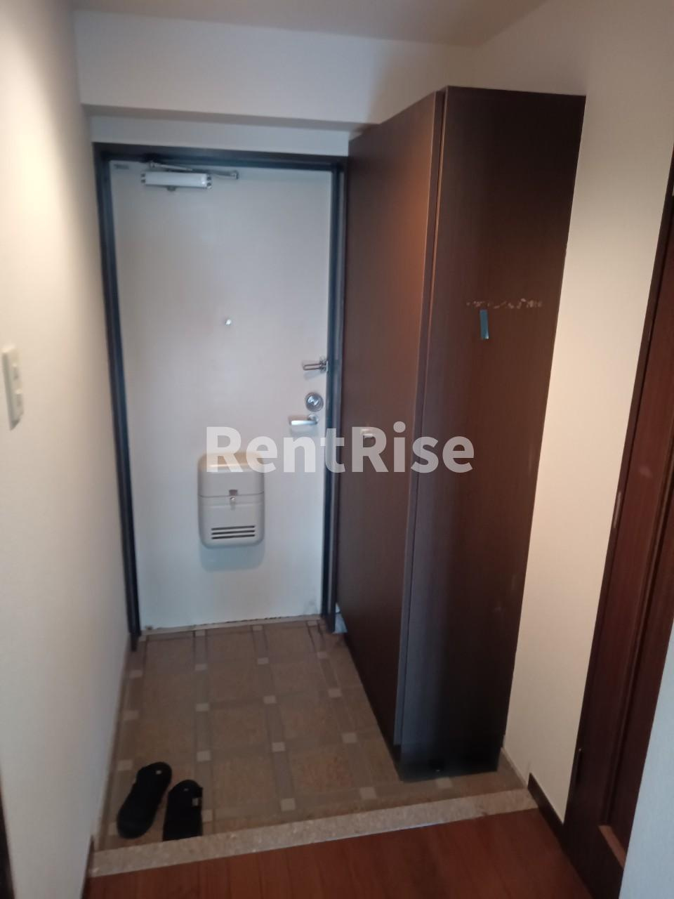 プリーマ千代鶴の玄関