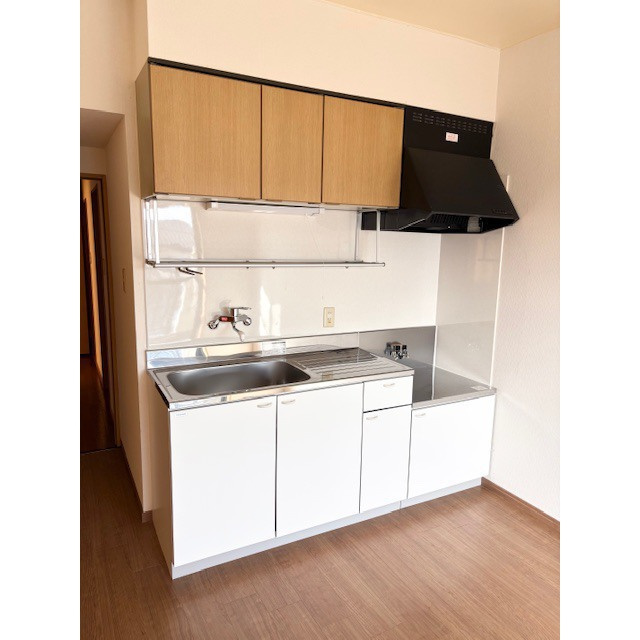 岐阜市野一色６丁目のアパートのキッチン