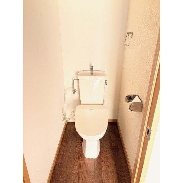 岐阜市野一色６丁目のアパートのトイレ