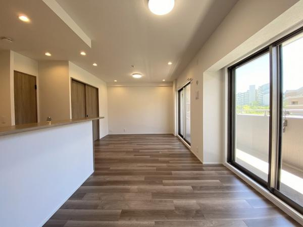 【居間・リビング】 | ウインヒルズジェームス山