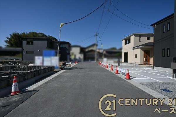 リーブルガーデン新町 ２号棟 ／新築一戸建の前面道路含む現地写真|■現地撮影写真■コンビニが徒歩圏内に近接しています。