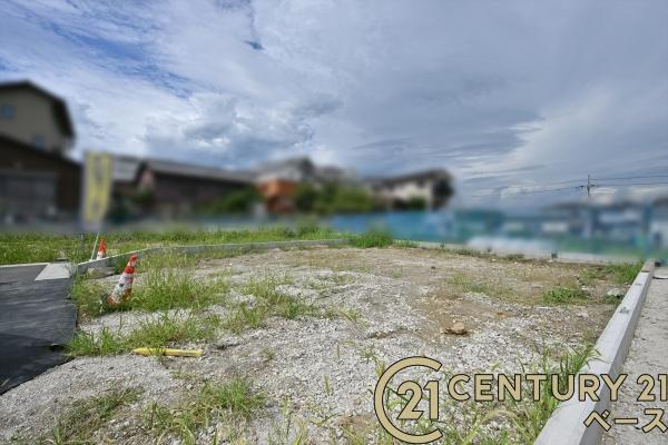 リーブルガーデン新町 ３号棟 ／新築一戸建の外観|■現地撮影写真■耐震等級３の地震に強い安心の邸宅！雨で汚れを洗い流してくれるセルフクリーニング機能付き外壁！お気軽にお問い合わせください！