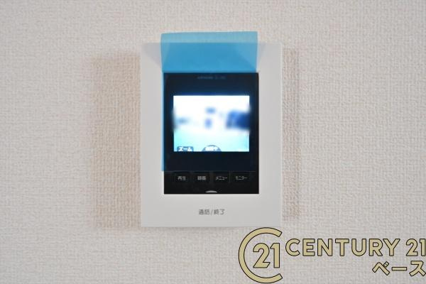 リーブルガーデン新町 ８号棟 ／新築一戸建の内装|■ＴＶモニター付きインターホンで防犯対策もバッチリ！来客も一目でわかり安心です！■