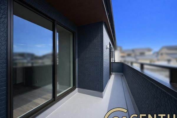 リーブルガーデン新町 ８号棟 ／新築一戸建のバルコニー|■≪同仕様写真≫■日当たりのよいバルコニー！洗濯物もよく乾きます！■