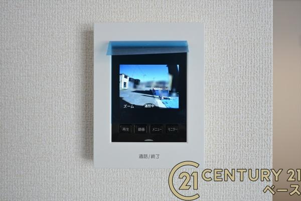 リーブルガーデン新町 ６号棟 ／新築一戸建の内装|■現地撮影写真■ＴＶモニター付きインターホンで防犯対策もバッチリ！来客も一目でわかり安心です！