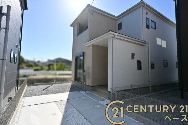 リーブルガーデン新町 ６号棟 ／新築一戸建のその他|■現地撮影写真■スーパーが周辺に近接していますので、毎日のお買い物も楽々です！