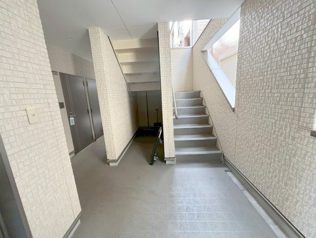 淡路松本レジデンスのロビー