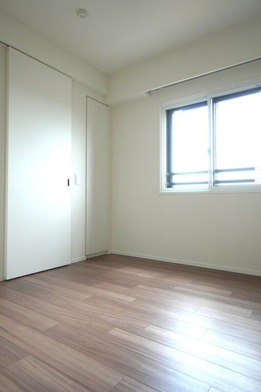 Ｊ．ＧＲＡＮ　Ｃｏｕｒｔ　品川西大井ＷＥＳＴの洋室