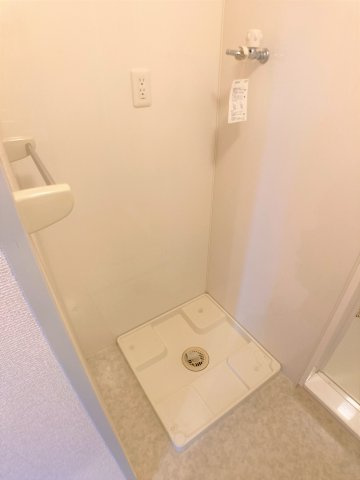 レザン長根Aの洗面所|別部屋同一間取りのお写真となります。