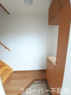 【玄関】 | オーブリー真時Ｂ