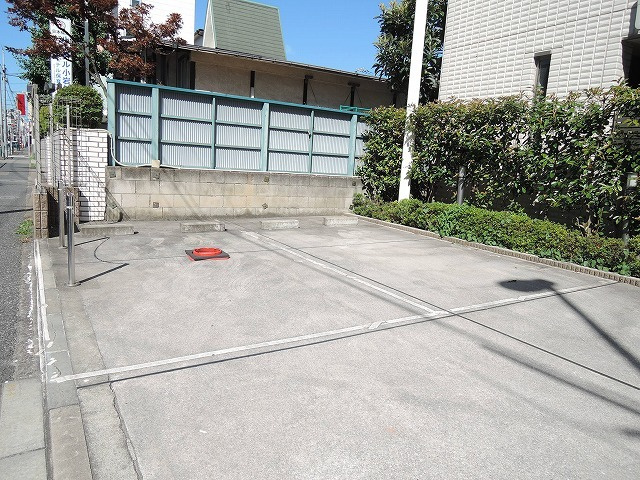 江戸川区南小岩３丁目の賃貸マンションの駐車場|★敷地内駐車場★