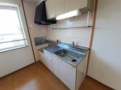 【キッチン】 | サンシャルマン細江 | キッチンでお料理をお楽しみください