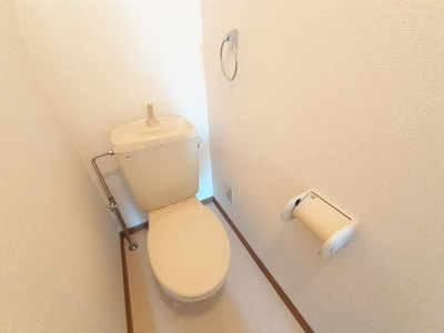 【トイレ】 | サンシャルマン細江 | シンプルで使いやすいトイレです