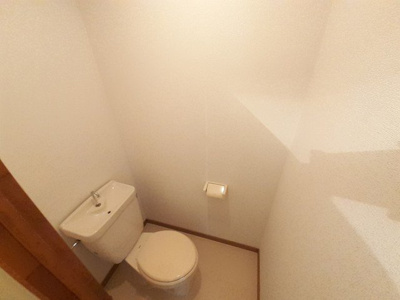 【トイレ】 | 玲巧－ハイツ１ | コンパクトで使いやすいトイレです