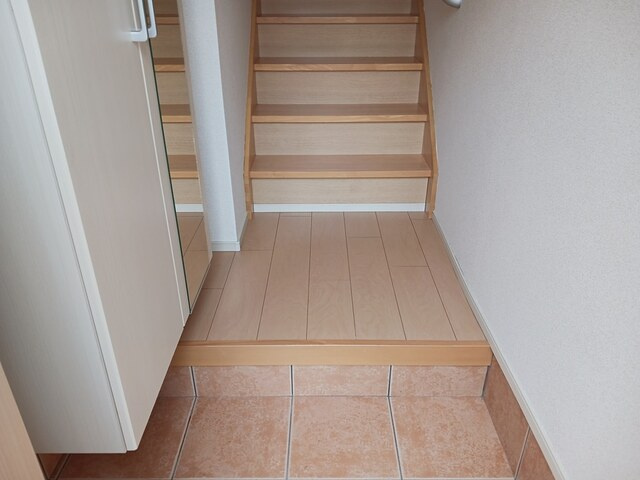 サクラヒルズ　Ⅱの玄関