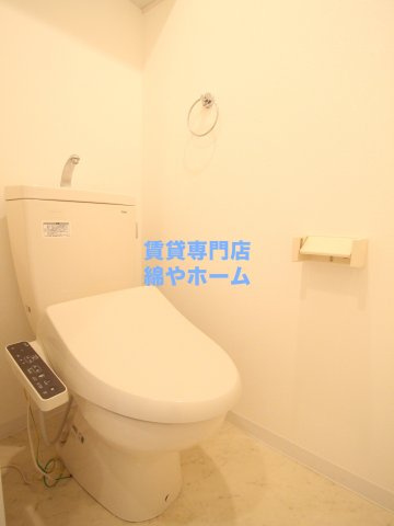 グランエクラ天下茶屋のトイレ|シンプルで使いやすいトイレです