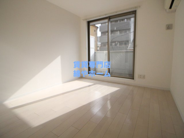 グランエクラ天下茶屋の居間・リビング|使いやすい居間です