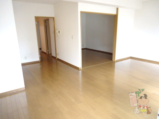 クレール野田の居間・リビング