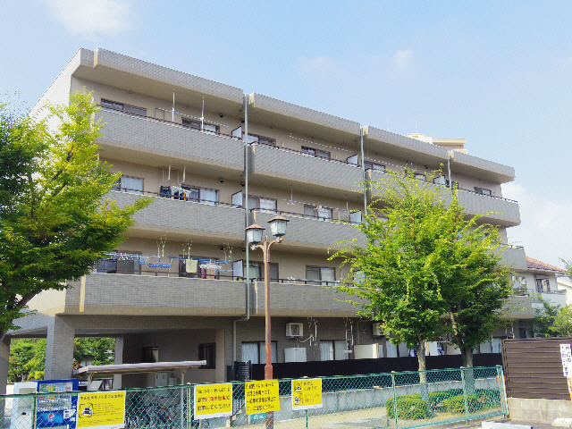 レジデンス赤池の外観