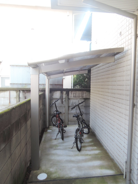 クニサキハウスのその他共用部分|★屋根付き駐輪場☆