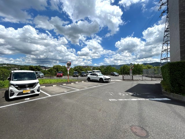 リノベーション物件◆こだわりのつまった３ＬＤＫ＋ＷＩＣ◆パデシオン桃山南◆の駐車場|駐車場