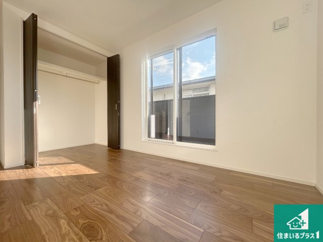 神戸市北区広陵町　第24期　新築一戸建ての洋室|シンプルな洋室は、自分好みのインテリアが楽しめます♪ご家族とインテリアや家具を選びに行くのは新築購入時の醍醐味の一つです。ぜひお楽しみください♪