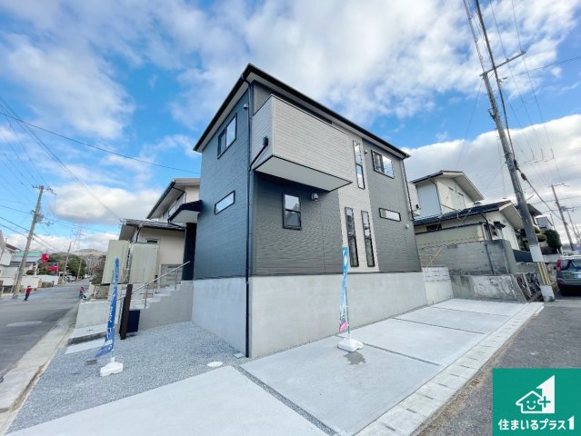 神戸市北区広陵町　第24期　新築一戸建ての外観|周辺は落ち着いた街並みの住宅地！子育てがしやすい住環境です！まだ未完成ですが、現地でしかわからない事もございます。是非一度ご覧ください。