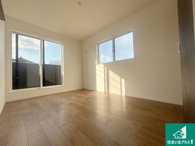 神戸市北区広陵町　第24期　新築一戸建ての洋室|シンプルな洋室は、自分好みのインテリアが楽しめます♪ご家族とインテリアや家具を選びに行くのは新築購入時の醍醐味の一つです。ぜひお楽しみください♪