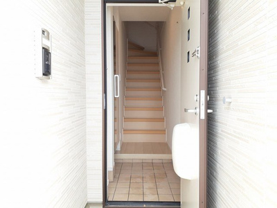 【玄関】 | グレイス中村