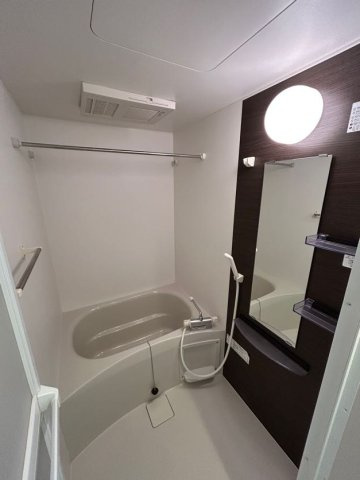 リブリ・スカイブルームーンの浴室|きれいなお風呂です