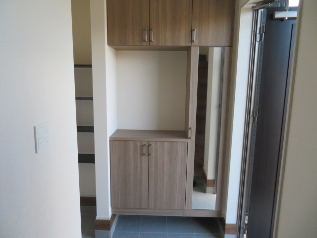 高崎市吉井町長根（全１棟）1号棟の玄関