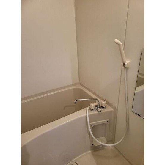 【浴室】 | サンフレール | 同建物別部屋参考
