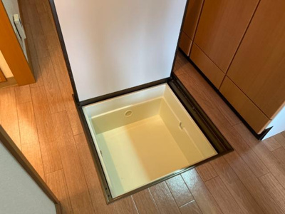 【収納】 | シャルマン・中島 | ストック用に床下収納