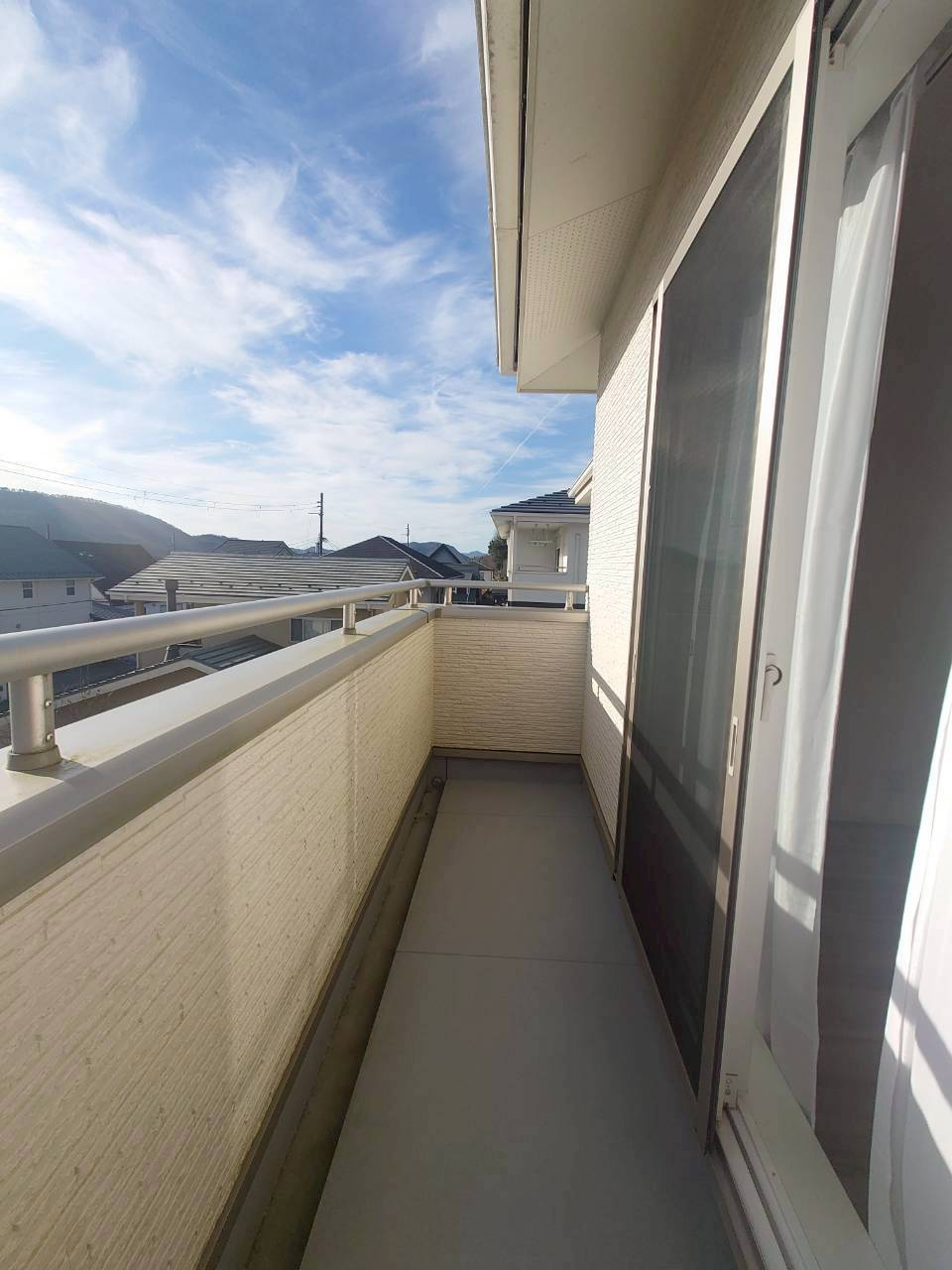 ◆全居室７帖以上◆駐車３台可能◆前道広々６ｍ◆南丹市日吉町胡麻行ヶ谷の駐車場|駐車場