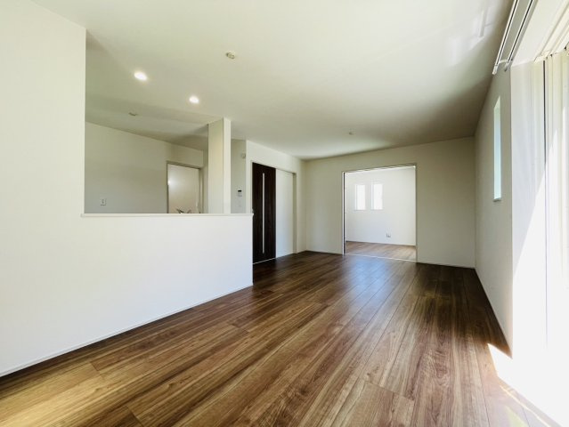 【居間・リビング】 | 前橋市城東町４丁目　１号棟