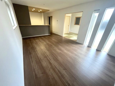 【居間・リビング】 | 【20万円ｷｬｯｼｭﾊﾞｯｸ対象物件】ファーストタウン第5広陵町大野 全6棟 5号棟