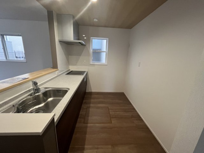 【玄関】 | 【20万円ｷｬｯｼｭﾊﾞｯｸ対象物件】ファーストタウン第5広陵町大野 全6棟 5号棟 | 施工例写真