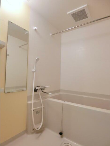 熊本市中央区上林町の賃貸マンションの浴室