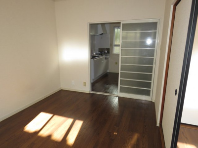 【洋室】 | コスモプラザB