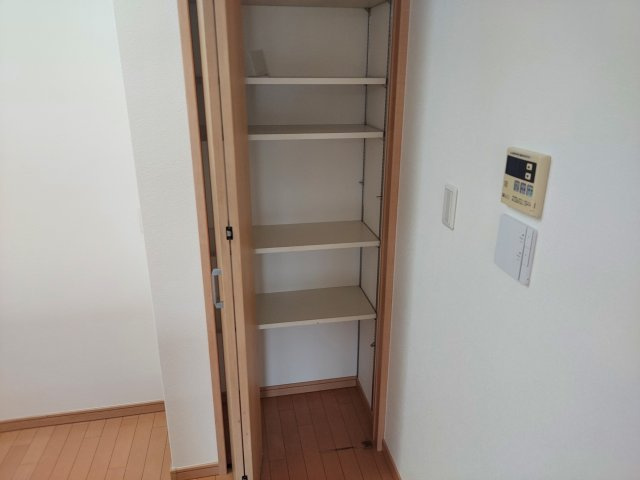 宝塚市中筋7丁目一戸建の収納|キッチン収納