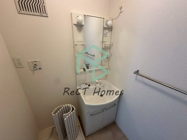 姫路市亀山の賃貸マンションのトイレ